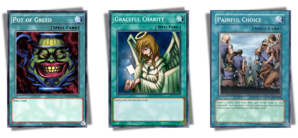 Três cartas de feitiço banidas do jogo de cartas Yugioh dispostas horizontalmente.